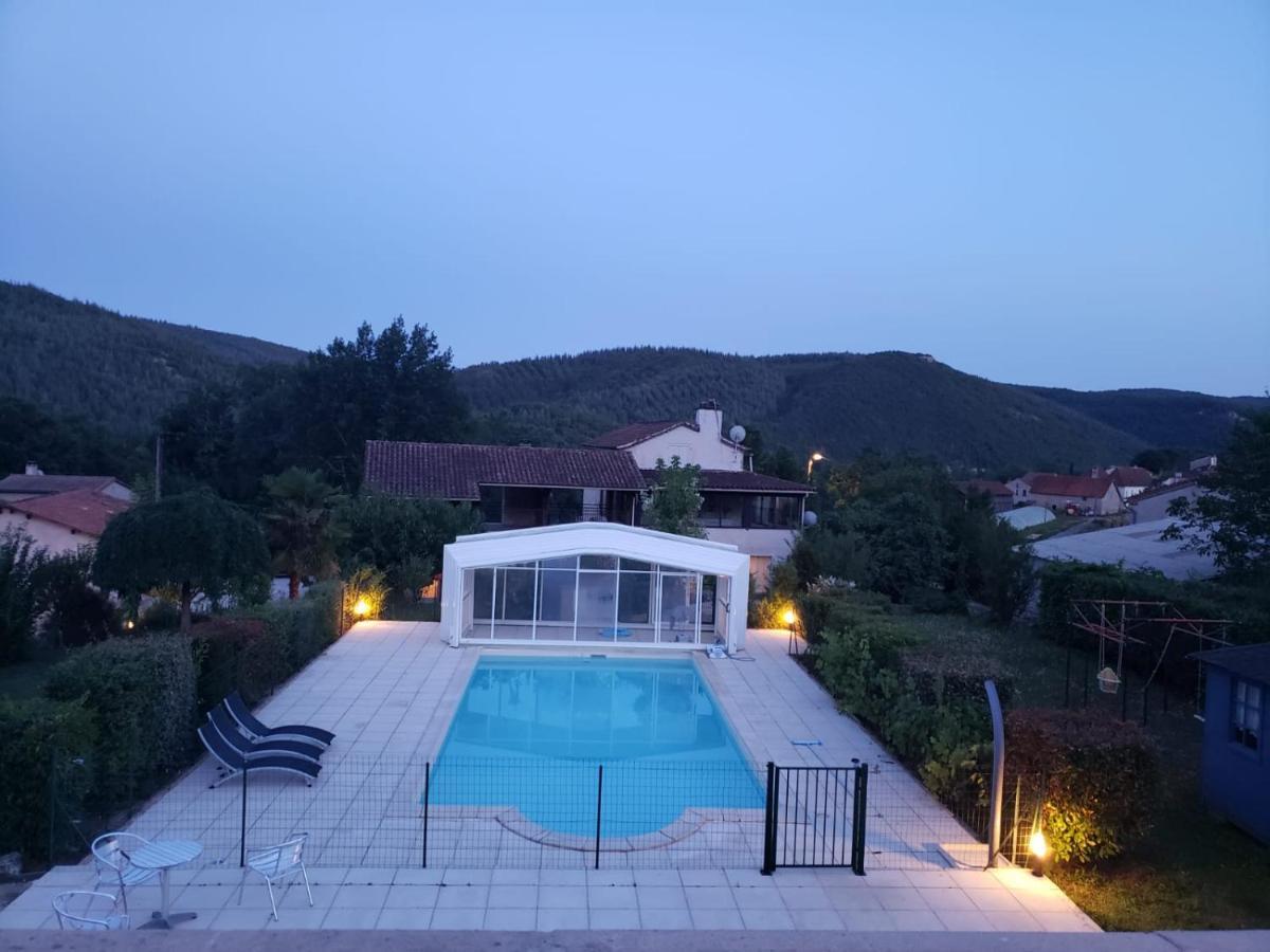 Les Figuiers De Louna - Pierre Ensoleillee - 110 M2 Et Une Veranda Saint-Gery  Екстер'єр фото
